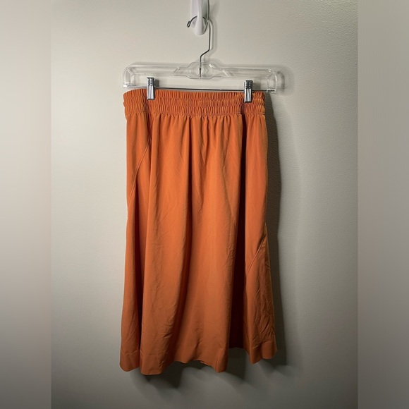 Athleta Orange Arrival Midi Skirt Hiking Camping UPF 50+ Relaxed Fit Pockets - Picture 7 of 7